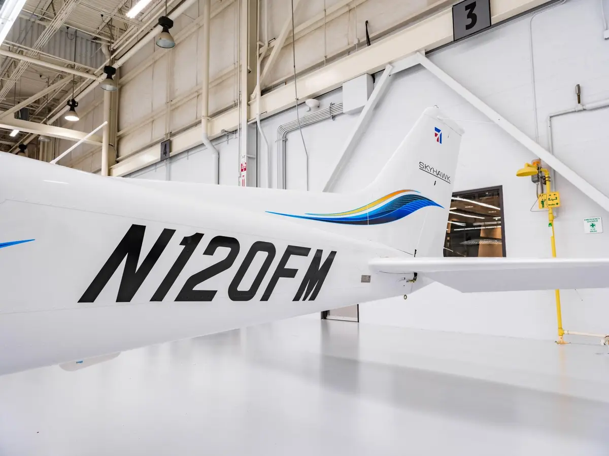 Tail number N120FM on a new Cessna 172S